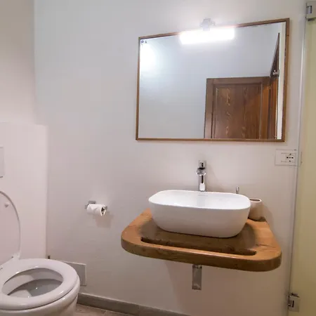 Il Tramonto Apartment *